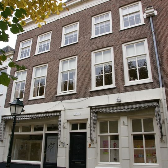 Markt 19, Geertruidenberg