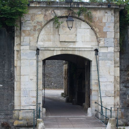 Porte de Mousserolles