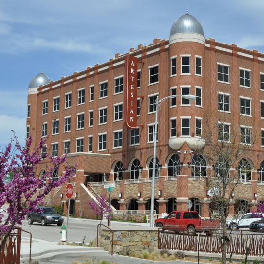 The Artesian Hotel