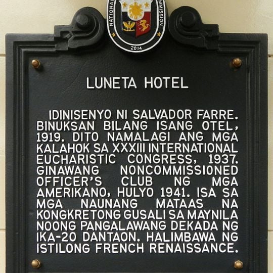 Luneta Hotel historical marker
