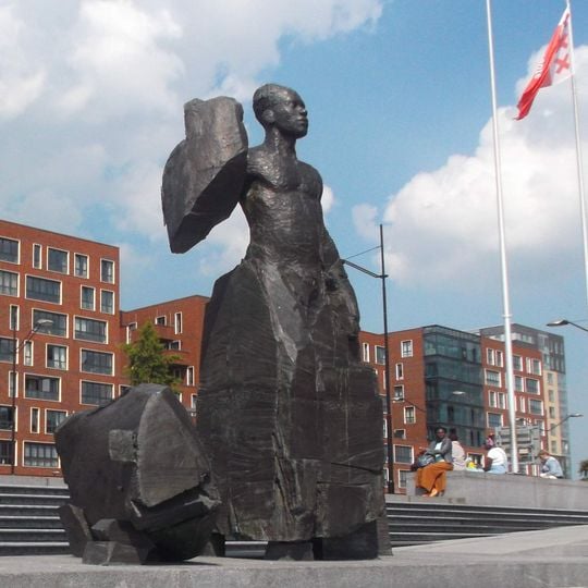 Monument voor Anton de Kom