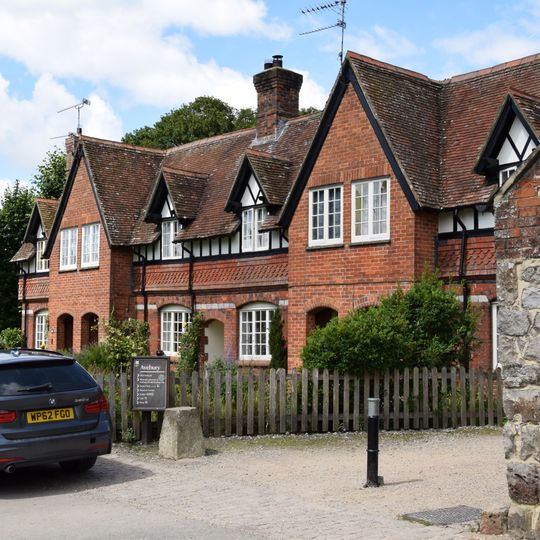 110-113, High Street