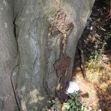 Kříž na východním okraji Štěměch