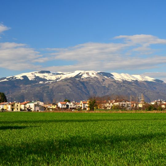 Dorsale prealpina tra Valdobbiadene e Serravalle