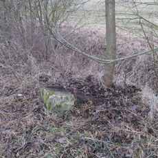 Kříž jižně od Křakova u silnice