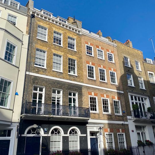 13, St James's Place Sw1