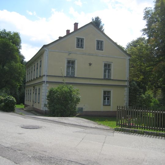 Pfarrhof, ehem. Doringer-Villa