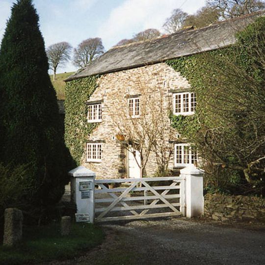 Heskyn Mill and Chimney