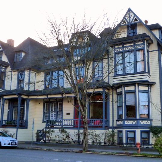 Casas adosadas George H. Williams