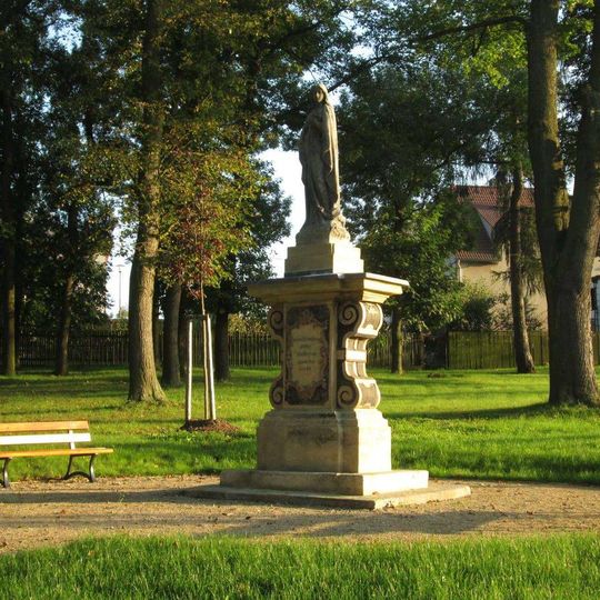 Socha svaté Markéty v Liblíně v parku