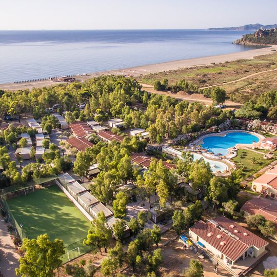 4 Mori Family Village