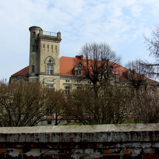 Pałac, ob. dom dziecka