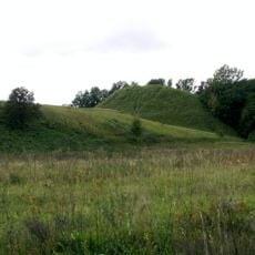 Inčėnų piliakalnis