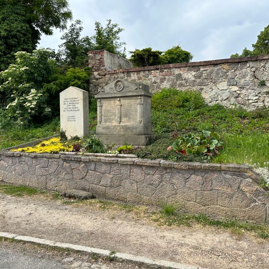 Kriegerdenkmal für die Gefallenen des 1. Weltkrieges Gnandsteiner Hauptstraße 1