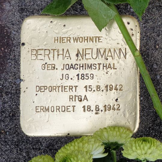 Stolperstein dedicated to Bertha Neumann