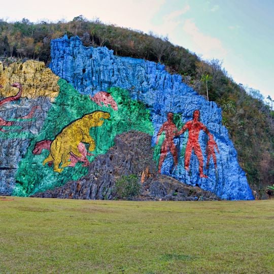 Mural de la Prehistoria