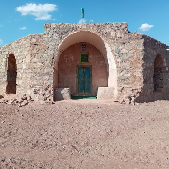Posht Panjeh Pesar Mausoleum