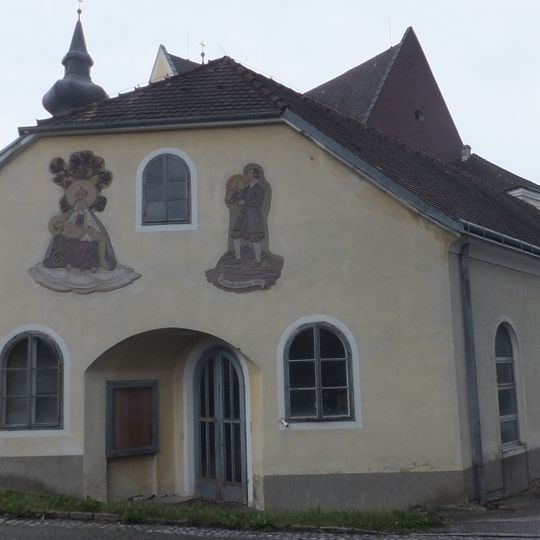 Pfarrsaal/ehem. Mesnerhaus