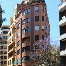 Campos-Calvet Building