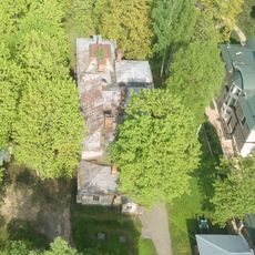 Здание дачи