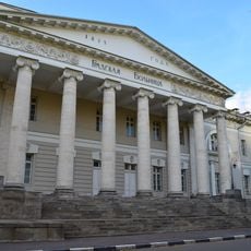 Центральный корпус с интерьерами (Якиманка)