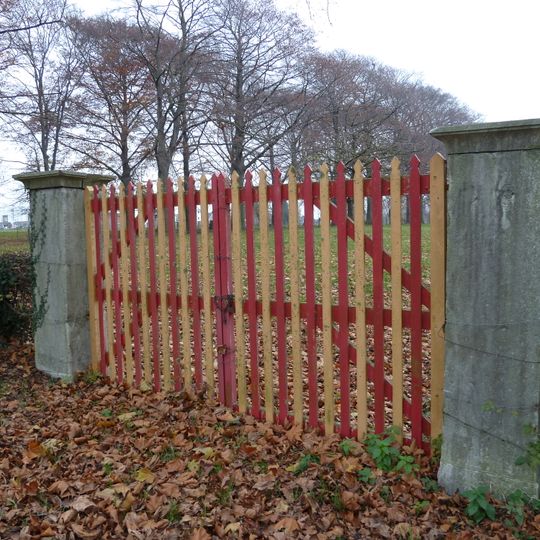 Kasteel Eijsden: twee hardstenen pijlers
