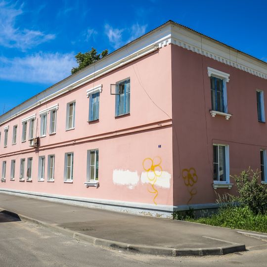 Дом Петровых