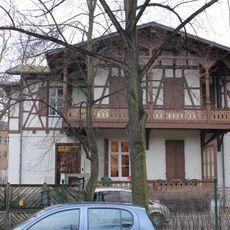 Albrechtstraße 110, Blumenthalstraße 7