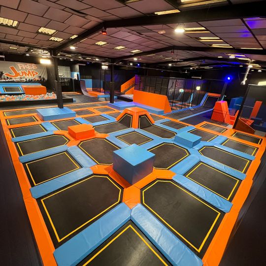 Trampoline Park Urban Jump Saint Brice sous forêt