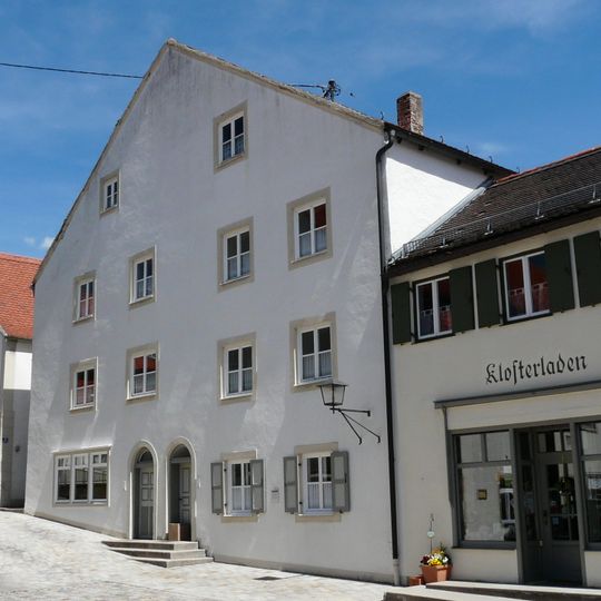 Doppelwohnhaus''„zum Glaser/Huber“''