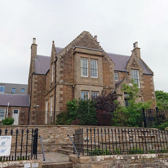 Town House, 11-13 Victoria Street, Stromness