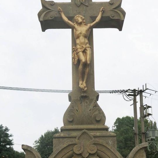 Kamenný kříž v severní částu Kyjů u Jičína