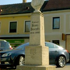 Kaiser Franz-Joseph Jubiläums-Denkmal Großweikersdorf
