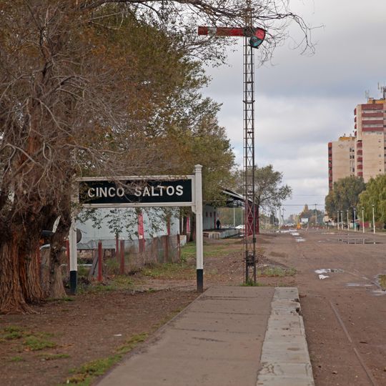 Cinco Saltos
