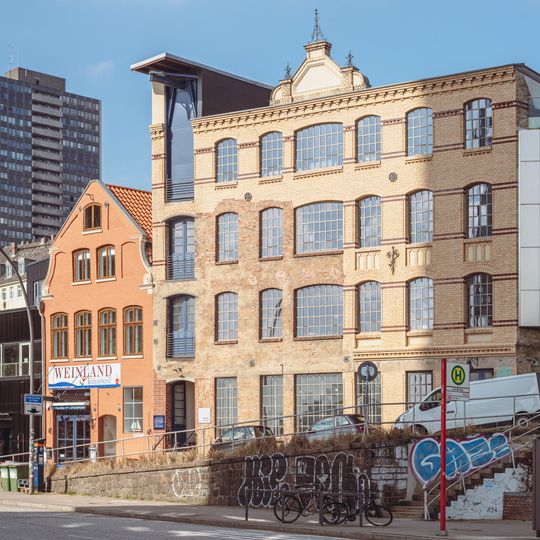 Große Elbstraße 142