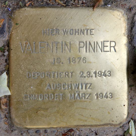 Stolperstein dedicated to Harry Waldau