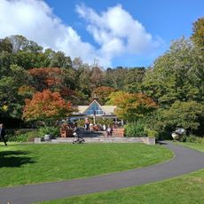 Glenfalloch Gardens