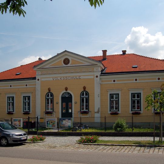 Volksschule