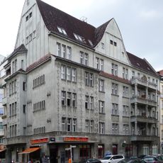 Mietshaus Mierendorffplatz 15, Brahestraße 39
