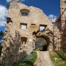 Hrad Lietava, brána hradná II.