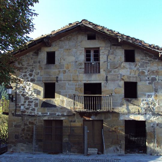 Casa Nagusia Enparantza 12