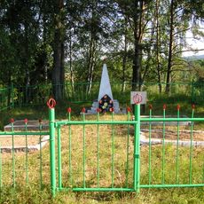 Братская могила советских воинов, погибших в борьбе с фашистами (Барсуки)