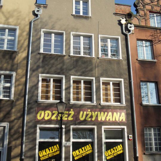 9-11 Grobla III Street in Gdańsk