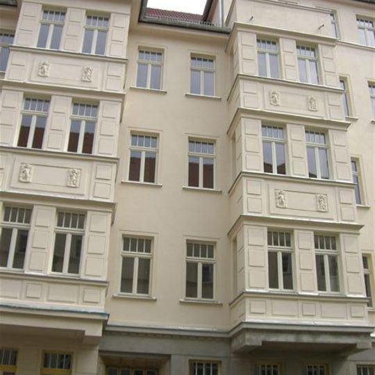 Doppelmietshaus Neumannstraße 2; 4