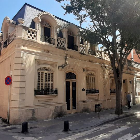 Ca n'Archs i conjunt Pau Claris