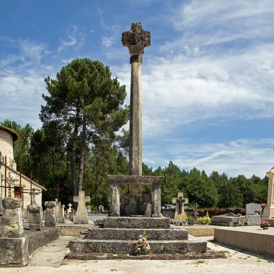 Croix de cimetière de Mons