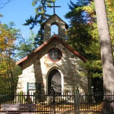 Louis-Joseph-Papineau Funeral Chapel