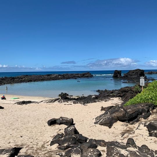 Kikaua Point Beach