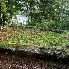 Wallanlagen, mittelbronzezeitliches Hügelgräberfeld und römischer Burgus auf dem Kürnberg
