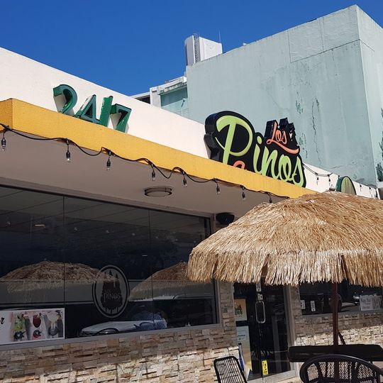 Los Pinos Cafe 1